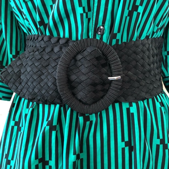 IZ Byer Green and Black Striped dress with 3.5 in wide woven elastic belt Sz M - Picture 3 of 14